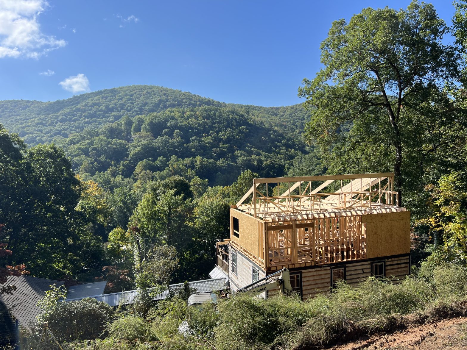 Building on a Mountain Lot
